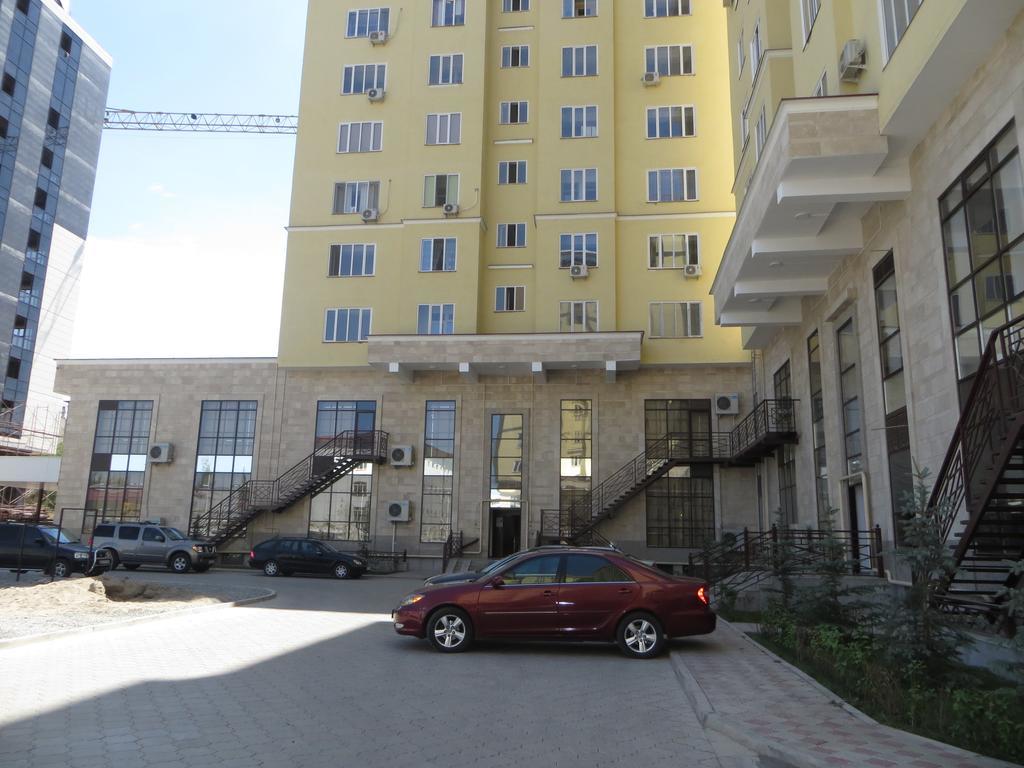 Maximus Apartament บิชเคก ภายนอก รูปภาพ