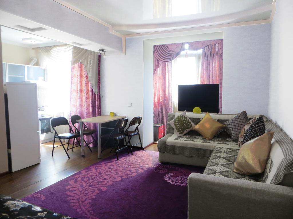 Maximus Apartament บิชเคก ภายนอก รูปภาพ